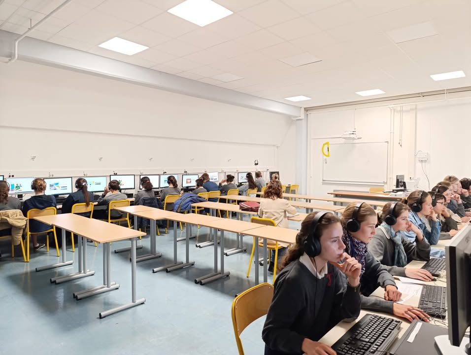 Collège Saints François et Jacinthe de Fatima  Lyon