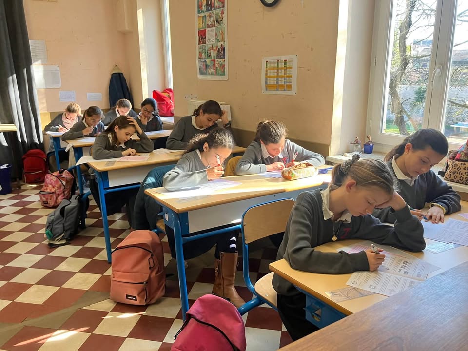 Collège Saints François et Jacinthe de Fatima  Lyon